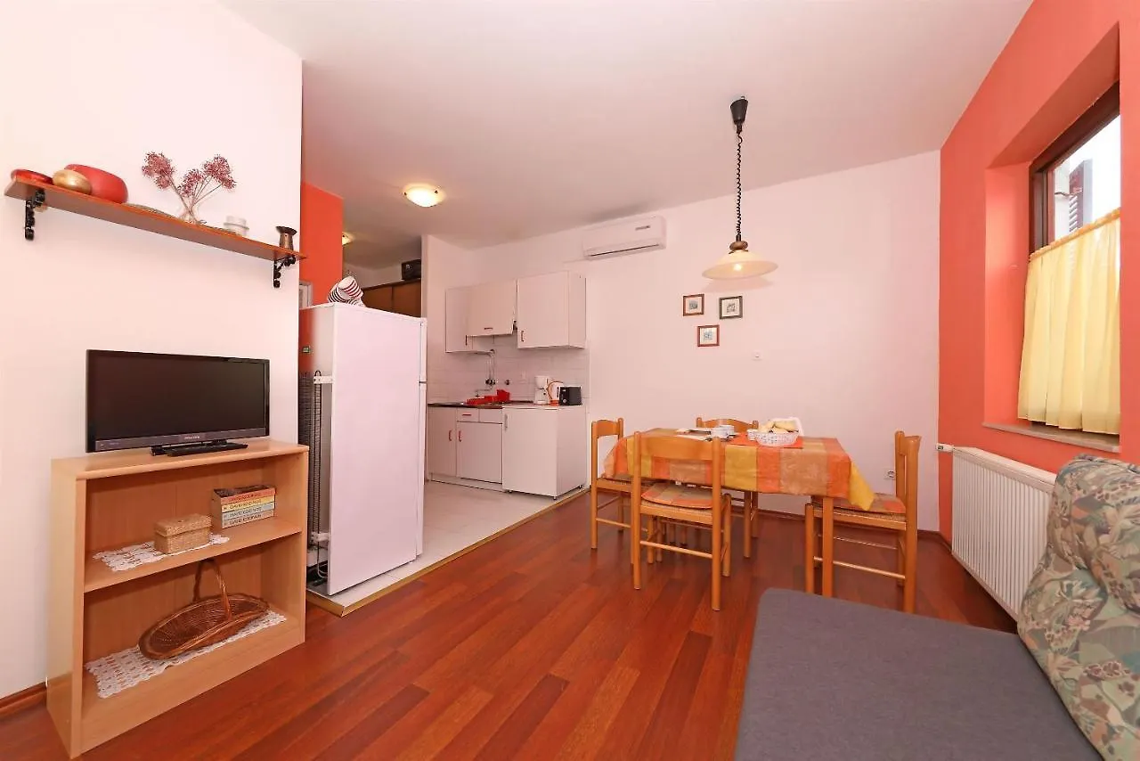 Apartments Josip Turanj